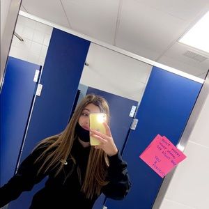 Meet your Posher, Addy